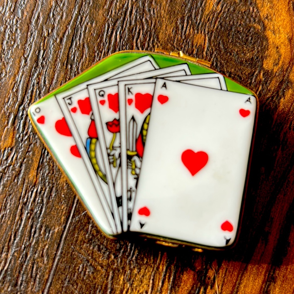Limoges Playing Card Pill/Snuff Box